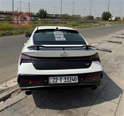 هیوندای ئەلەنترا